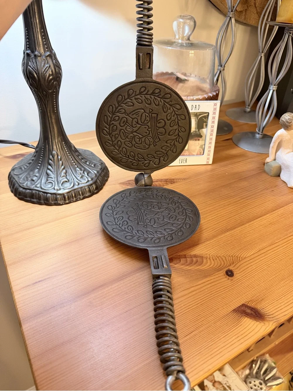 Vintage Wagner Cast Iron Pizzelle/Iron Cookie Press - Dark Gray